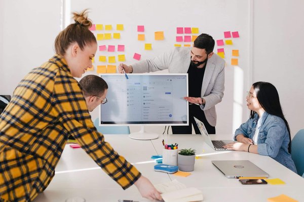 Quelles sont les compétences nécessaires pour devenir consultant en projets européens ?
