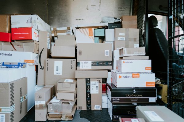 comment optimiser votre logistique de livraison avec des services de suivi des envois