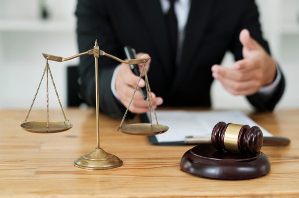 Conseils pratiques d'un avocat à versailles pour le droit des sociétés
