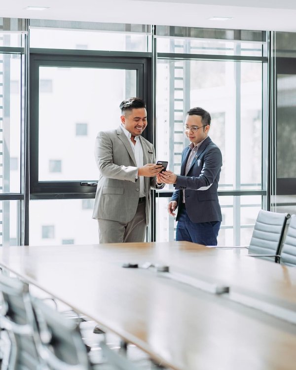 Réussir en marketing B2B : Tendances 2023, stratégies efficaces et essai Salesforce